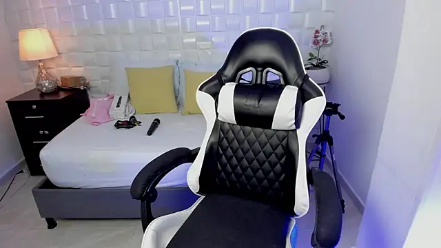 Chat +18 de anny_rouse24 ao vivo