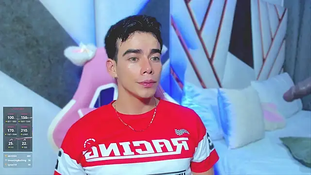 Alejandro_karter18 Adlı Modelin Canlı XXX Sohbeti