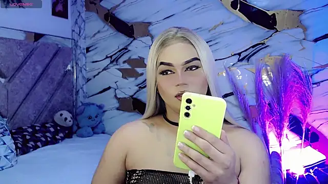 kushina_uzumaki75 网络视讯表演