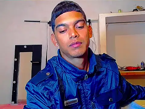 theMyke101 webcam show