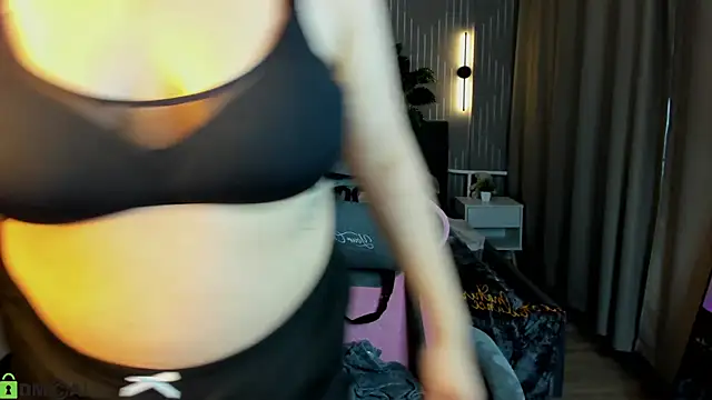 Evelyne_Loo's Live XXX Chat