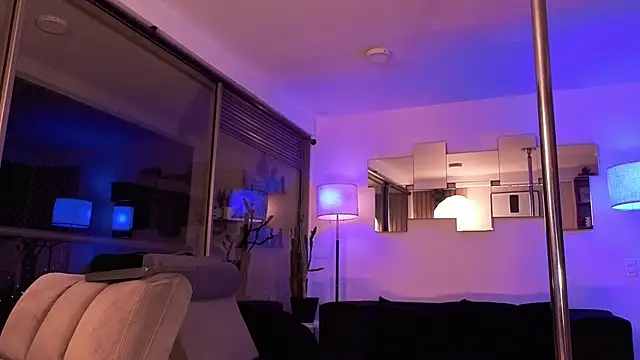 Chat +18 de mandi4pole_ ao vivo