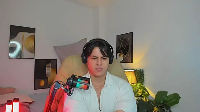 Thom_Ohtani 在線直播表演