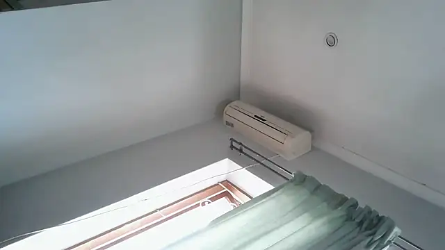 xykenrah48 Show in webcam