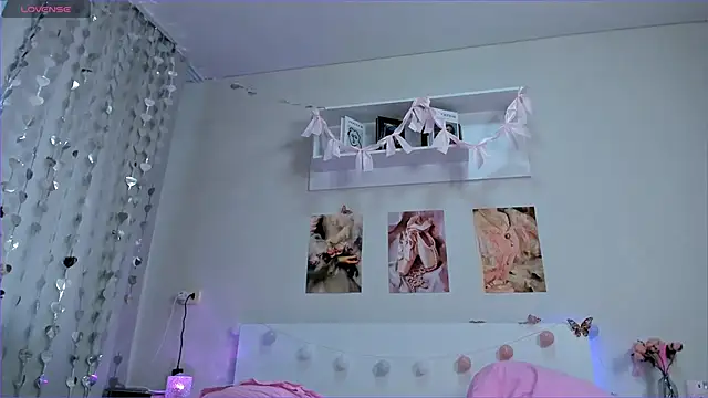 Milly_Lane Live XXX-chat