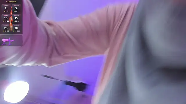 Nayla-Mouna: вебкам-шоу