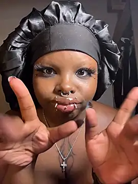 Živý XXX chat metalpetitepixiee