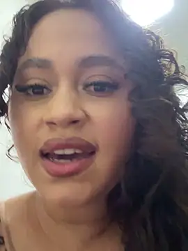 Isa__Blanc Show in webcam