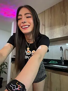 Show modela Camistar18 na web-kameri