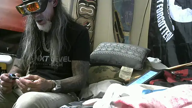 Pokazy przed kamerką – crassanova