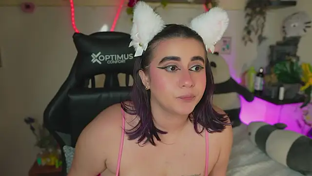 Chat +18 de Lana_Herondale ao vivo