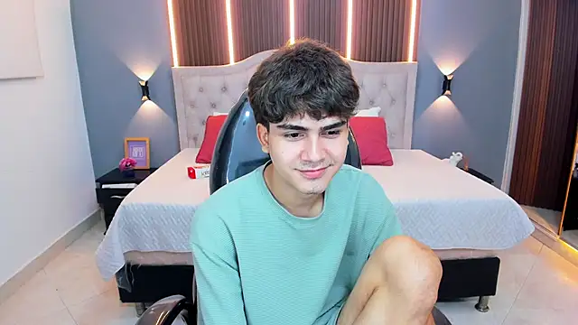 Tommy18__: вебкам-шоу