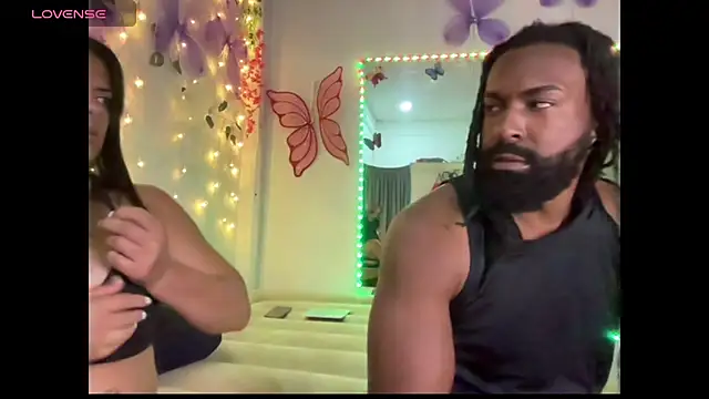 Chat +18 de privateobsessionxo ao vivo