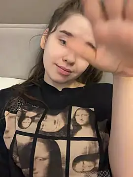 HornyGirlH – Kamerová šou