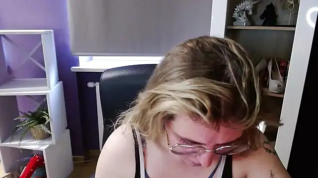 Zoey_Erotic – Live XXX-chat