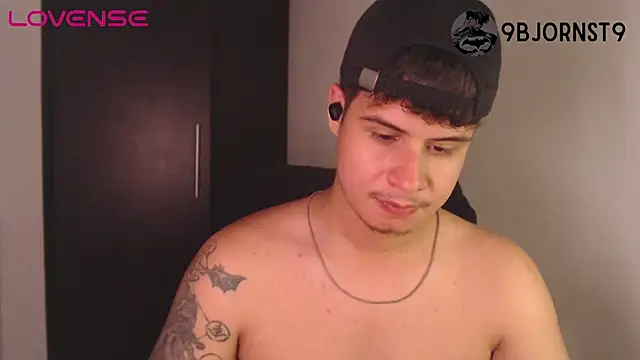 Chat +18 de BjornSteel ao vivo