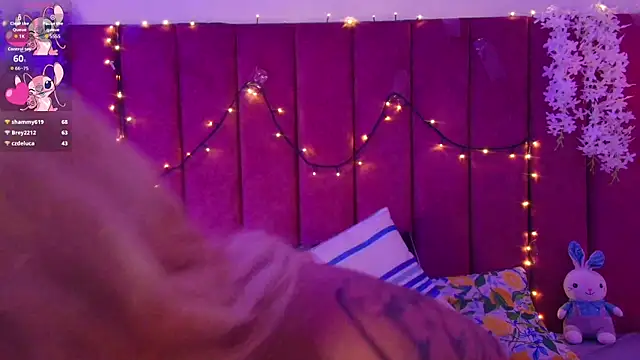 RominaaReyes' Live XXX Chat