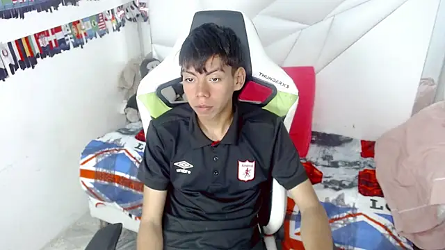 Вебкам-шоу Liarr_