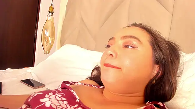 SabrinaVantress: онлайн-секс-чат