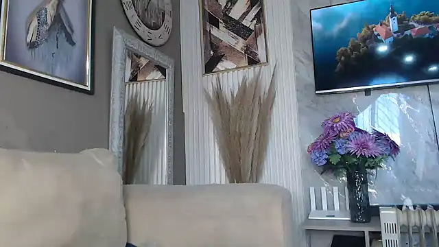 ThickyMinajxx Webcam-Show