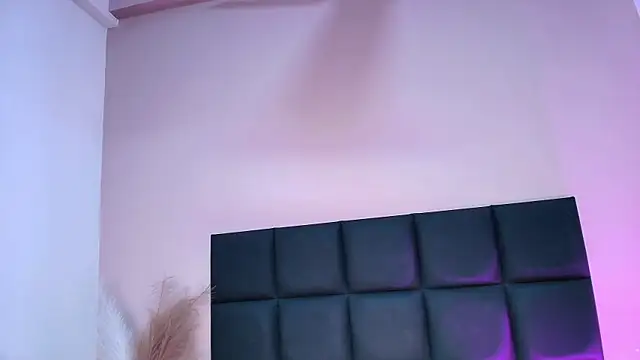 Zamira_Taylor: απευθείας συνομιλία ΧΧΧ