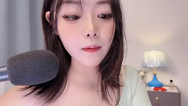 smalldaisy Chat XXX in diretta