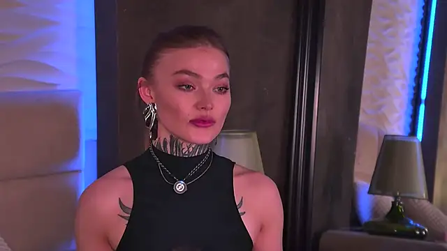 Chat +18 de AriWild ao vivo