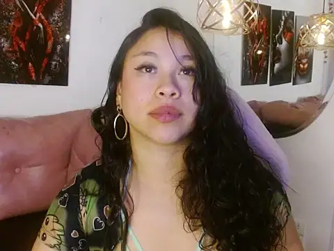 Webkamerová show hinataleecss