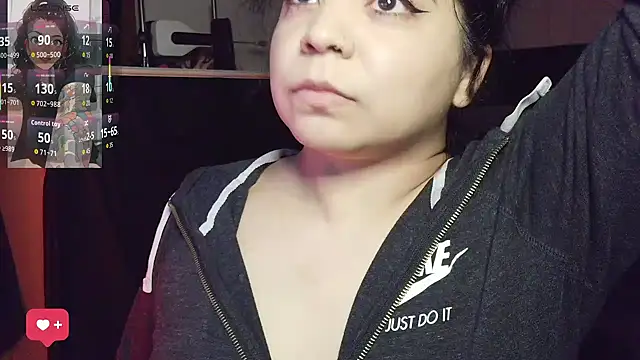 kimmiakiss22's Webcam Show