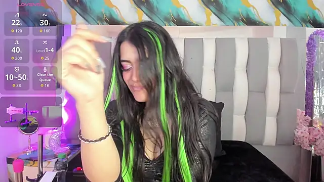 IsaDiiazのライブXXXチャット