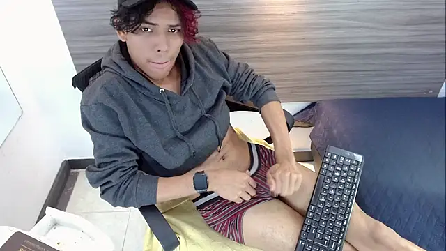 Chatroom XXX en direct de DaviidBuckx_