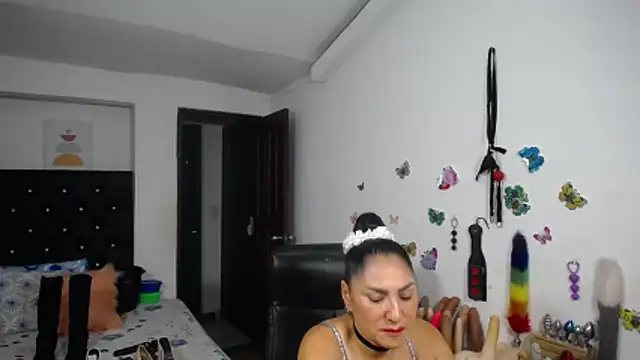 แชท XXX สดของ mature_bigboobs10