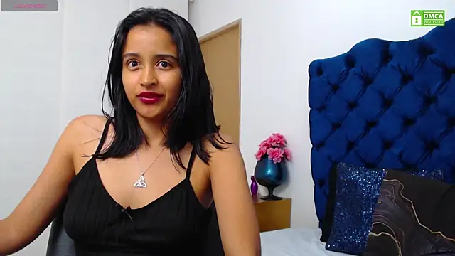 Lili666_ Chat XXX in diretta