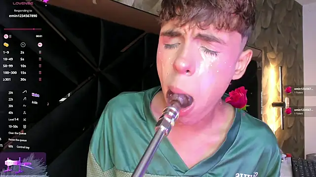 Show de KaelSoft_ na webcam