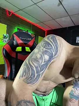 JustynAle2025のウェブカメラショー