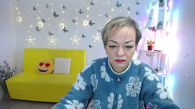 دردشة NikaMayu الجنسية المباشرة