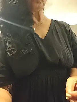 Sembang XXX Secara Langsung NakedMILFx