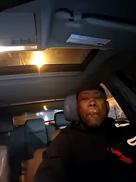 Blackthunder79 即時 XXX 聊天