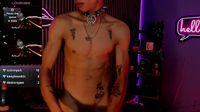 Maximoking26 – Naživo XXX chat