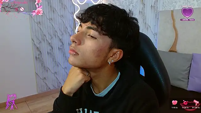 Pokazy przed kamerką – osamu_tay