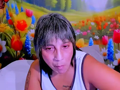 indianroxy: онлайн-секс-чат