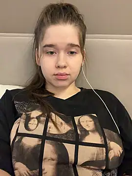 HornyGirlH Show Webcam