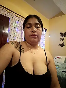 Thalisse-Noiir Chat XXX live