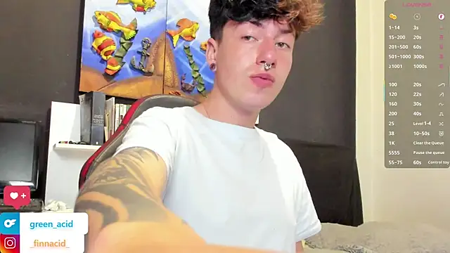 Green_acid01 Webcam show