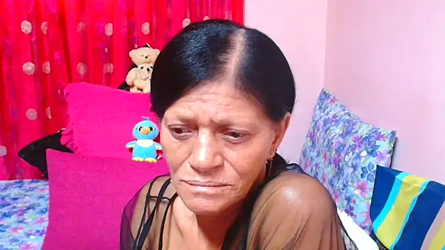 Chatroom XXX en direct de SLUTTYROXY