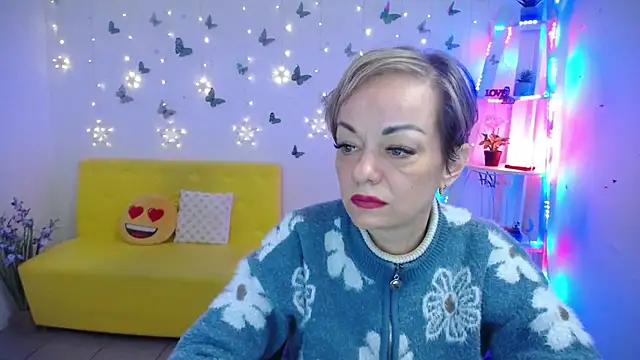 Show modela NikaMayu na web-kameri