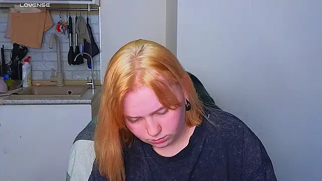 soft_focus live XXX chat