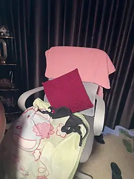 Lucky_Flora's Live XXX Chat