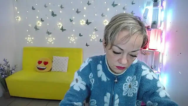 Онлайн чат XXX NikaMayu