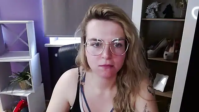 Zoey_Erotic: απευθείας συνομιλία ΧΧΧ